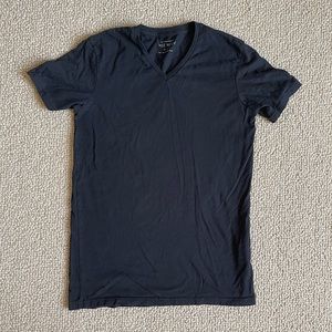 Cotton On black V-neck short sleeve in Small